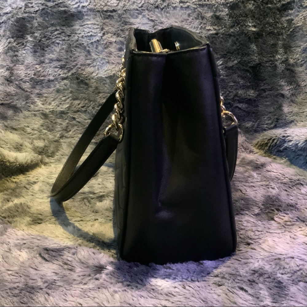 Kate Spade ♠️ *EUC* Reese Park Black Quilted Shoulder Bag-USED ONCE - Picture 13 of 14